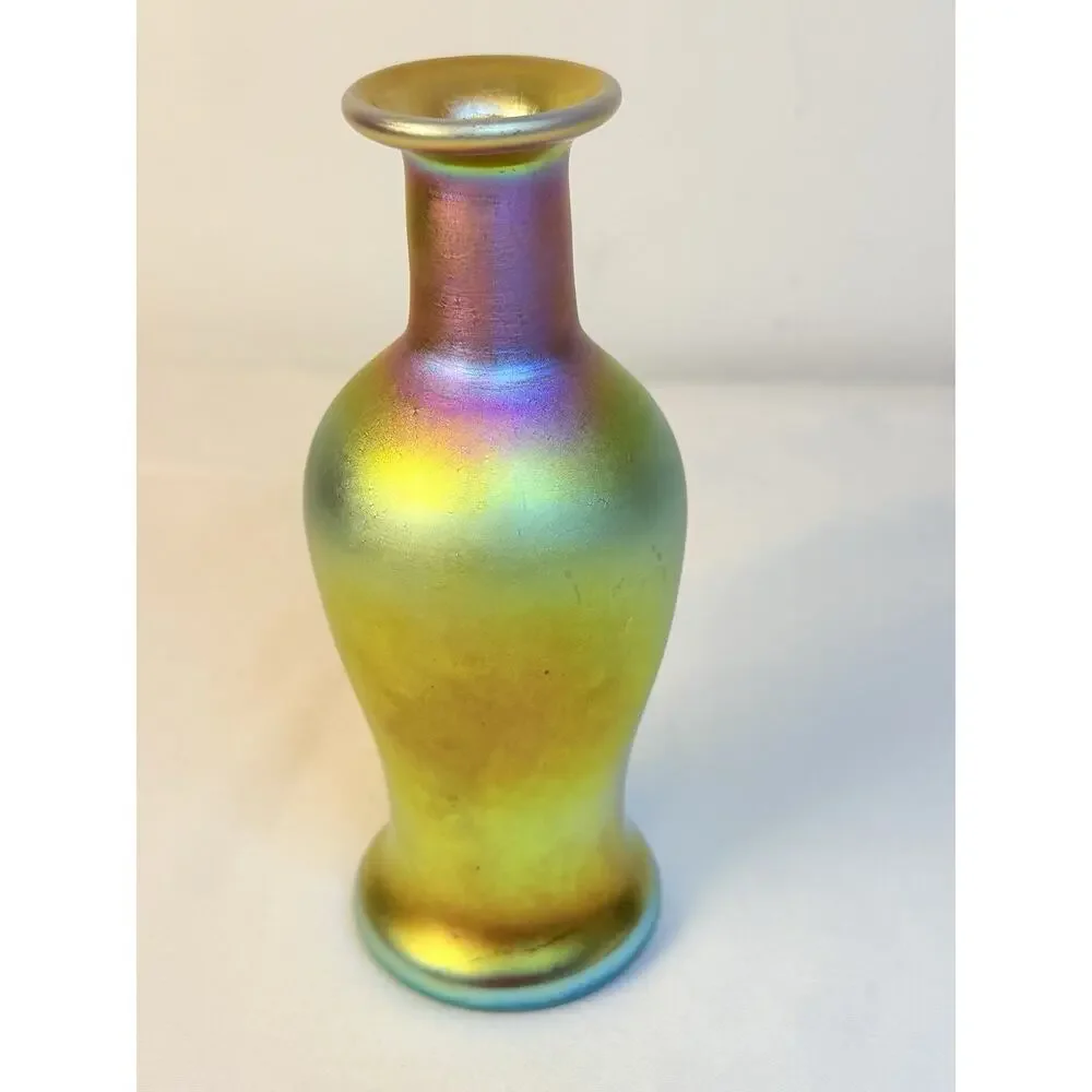 Signed Carl Randke Phoenix Studios Gold Iridescent Art Glass Bud Vase PP18GL